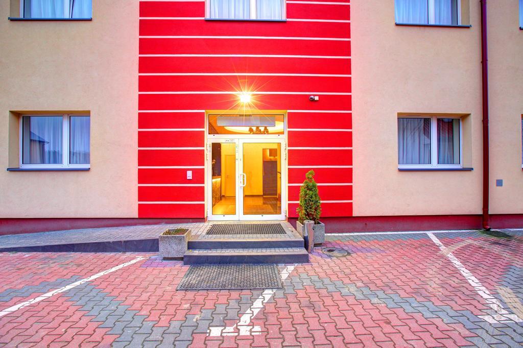Hostel Evotel Zielonka  Exterior foto